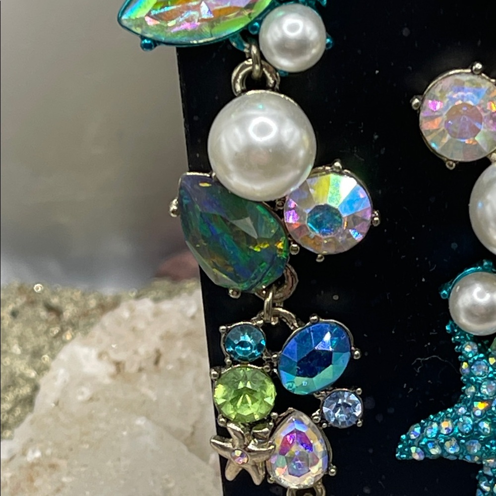 3.15.26-61 Starfish Ocean-Inspired Iridescence Post Earrings - Picture 6 of 7